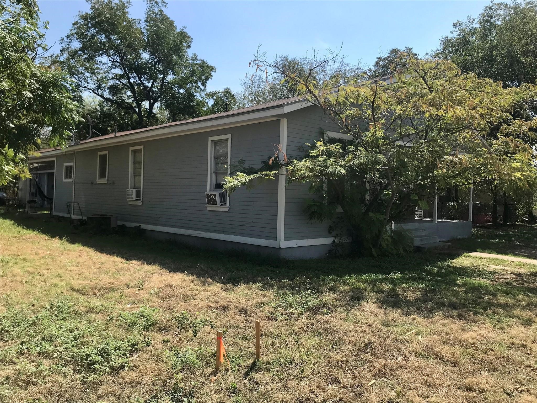 308 N San Marcos Street Whitney TX 76692