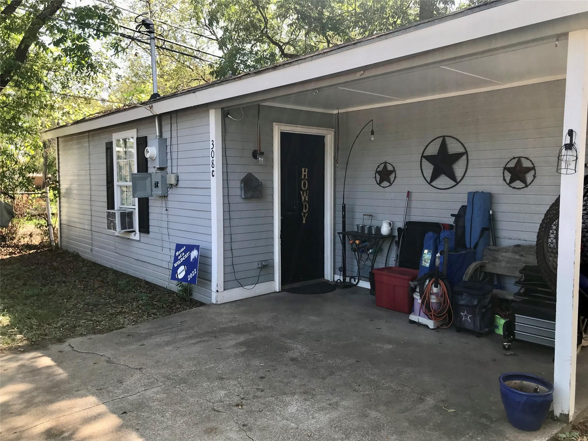 308 N San Marcos Street Whitney TX 76692