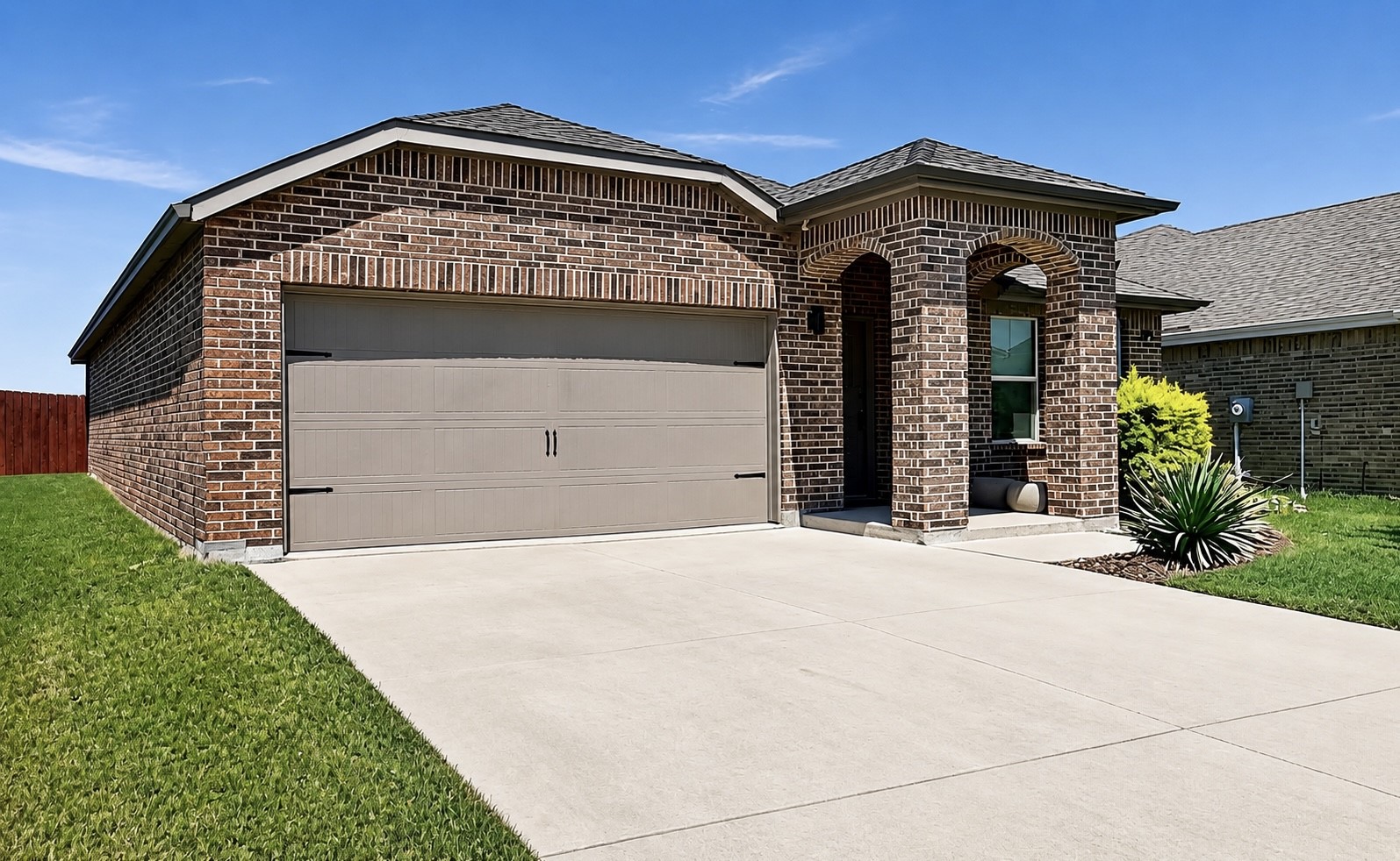 2216 Sadlers Creek Lane Fort Worth TX 76108