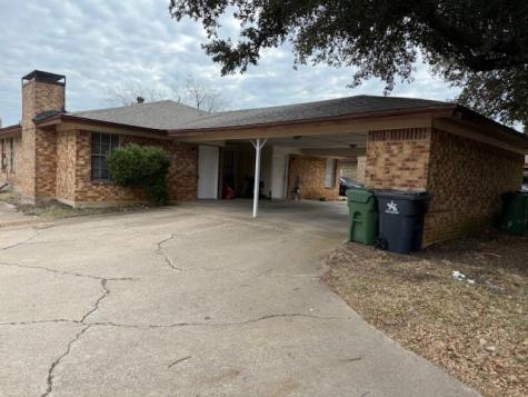 2725 Petersburg Drive Arlington TX 76014