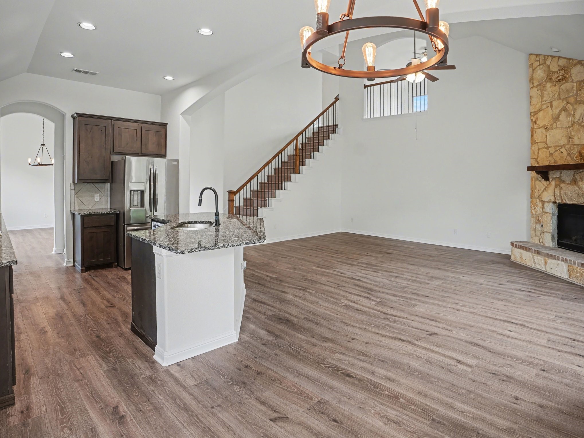 113 Brighton Drive Desoto TX 75115