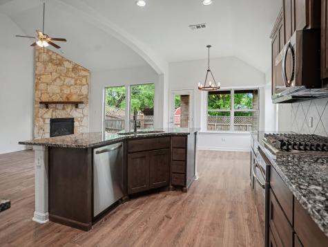 113 Brighton Drive Desoto TX 75115