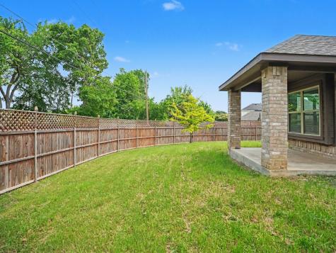 113 Brighton Drive Desoto TX 75115