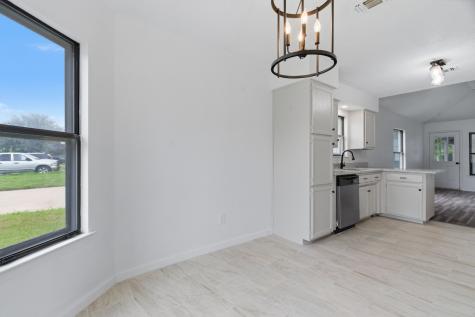 3611 Alexandria Drive Arlington TX 76015