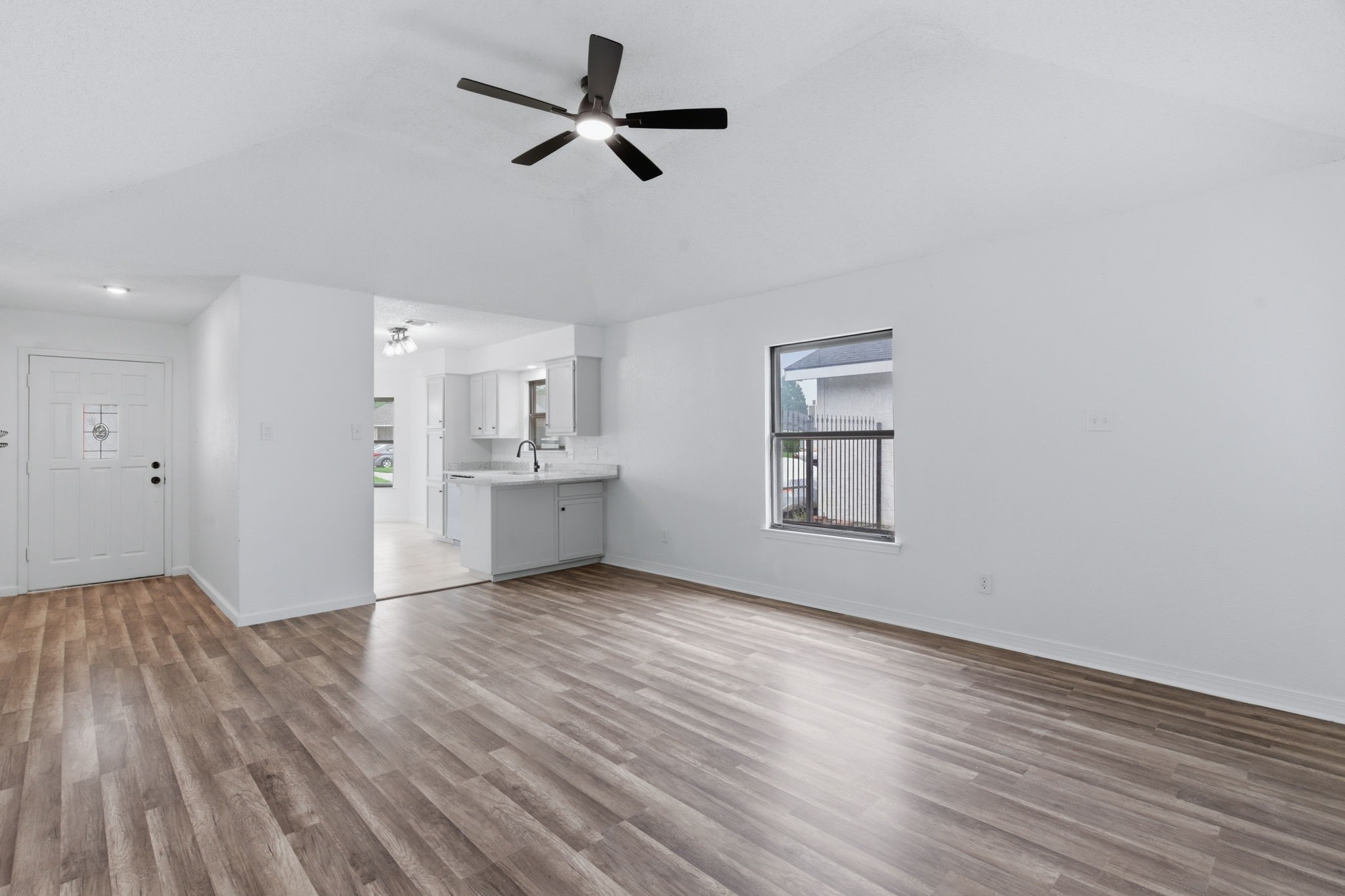 3611 Alexandria Drive Arlington TX 76015