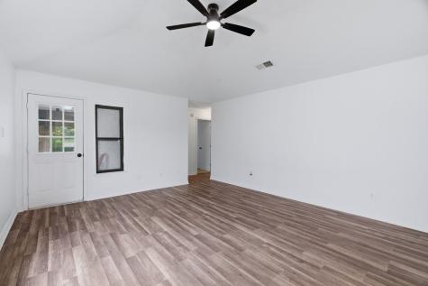 3611 Alexandria Drive Arlington TX 76015