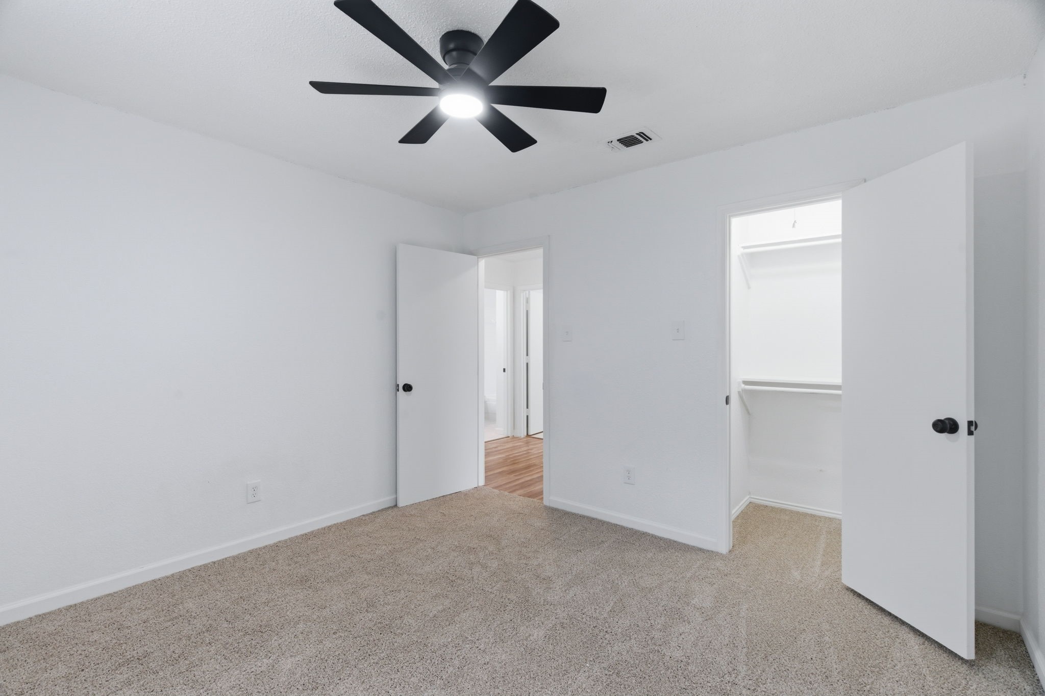 3611 Alexandria Drive Arlington TX 76015