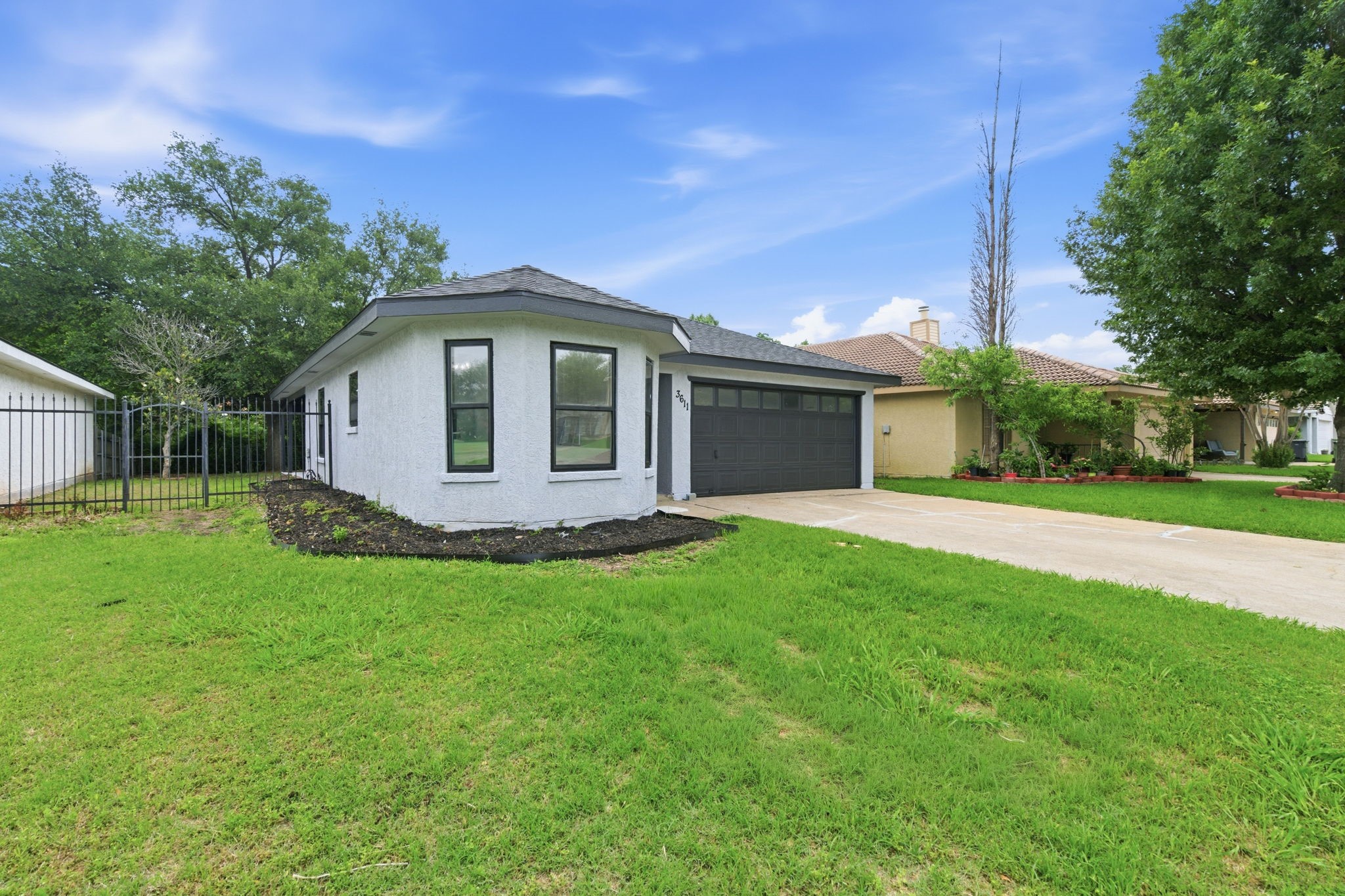 3611 Alexandria Drive Arlington TX 76015
