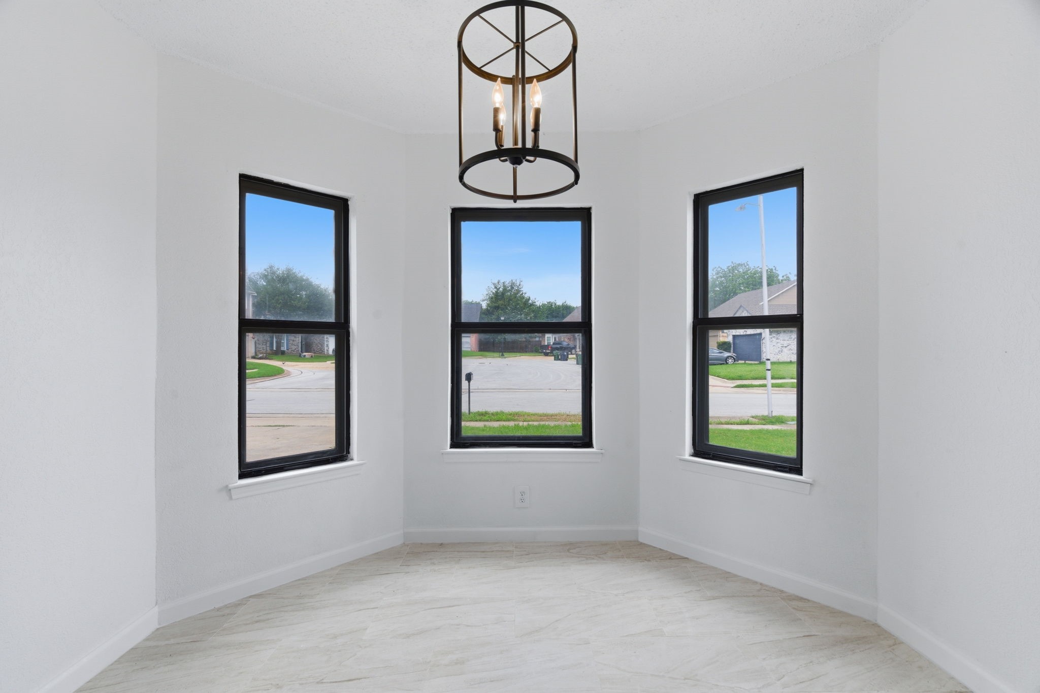 3611 Alexandria Drive Arlington TX 76015