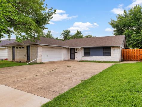 424 Woodmere Drive Garland TX 75043