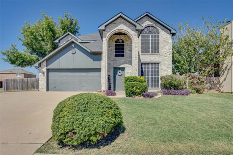 325 W Glen Meadow Drive Glenn Heights TX 75154