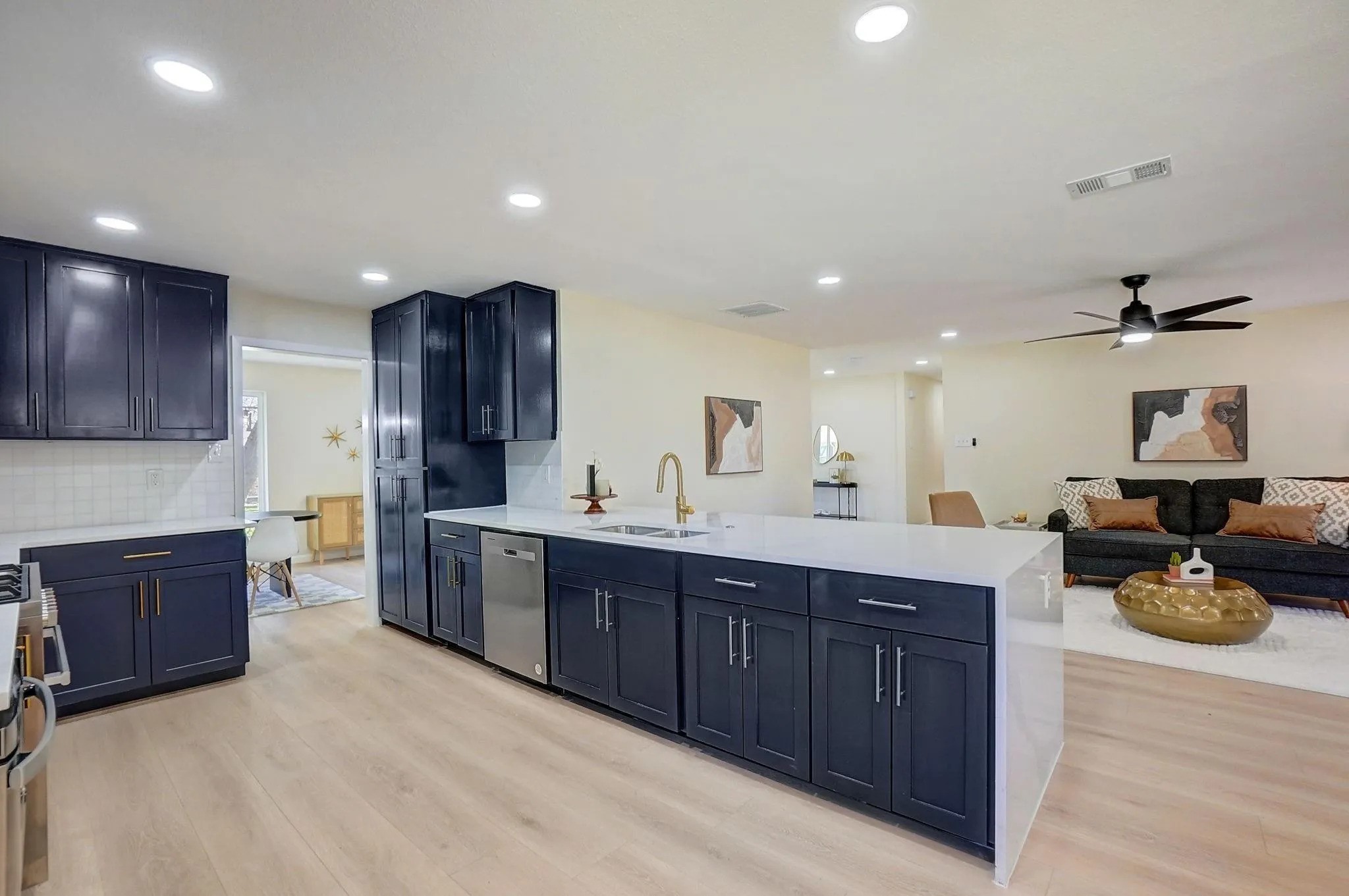 3040 Ponder Place Dallas TX 75229