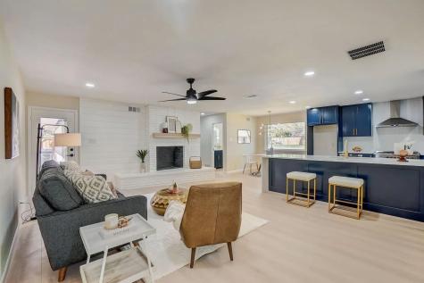 3040 Ponder Place Dallas TX 75229