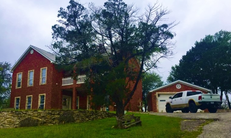 1980 Compass Bluff Dale TX 76433