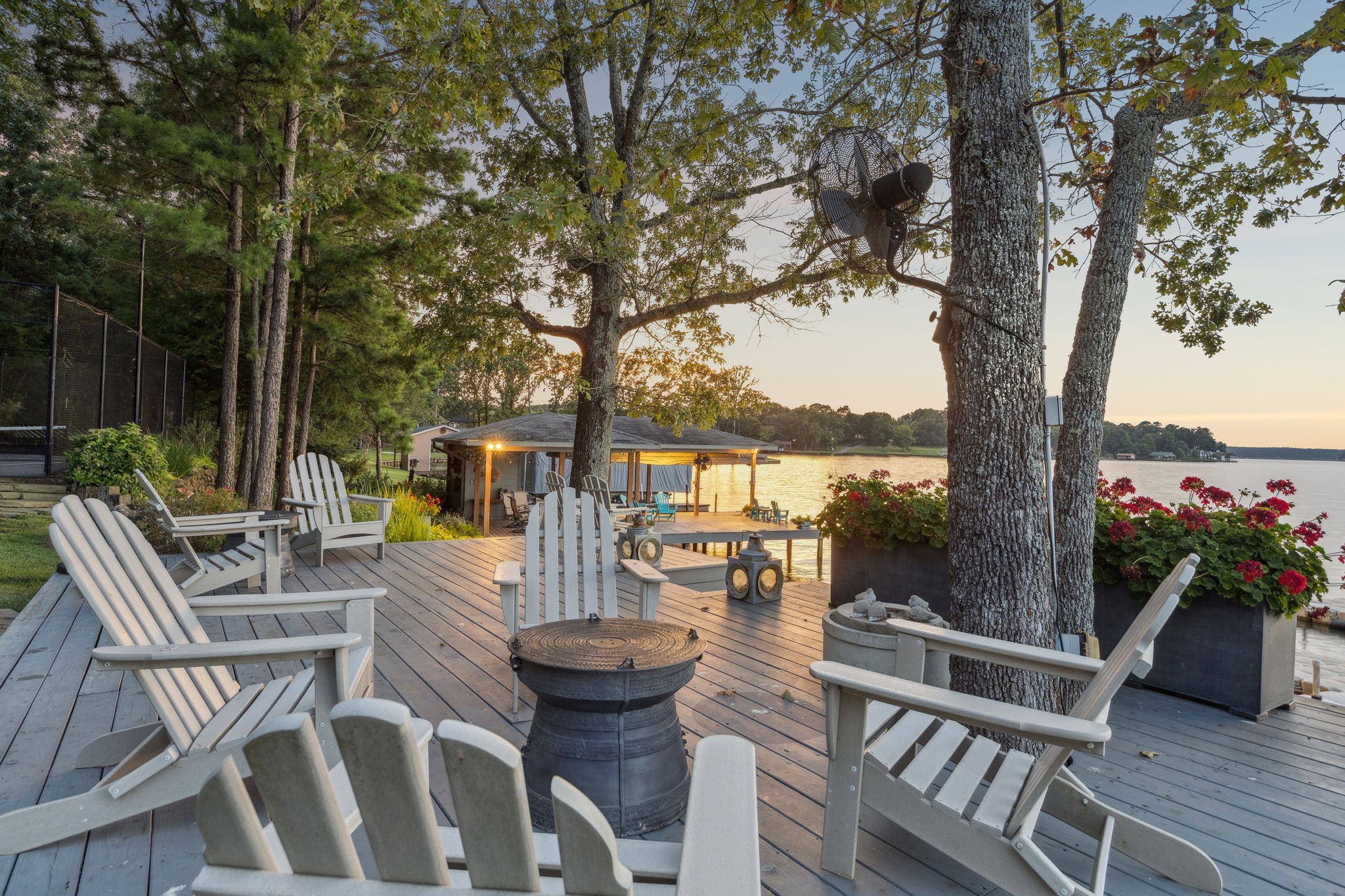 45 Lakeview Scroggins TX 75480