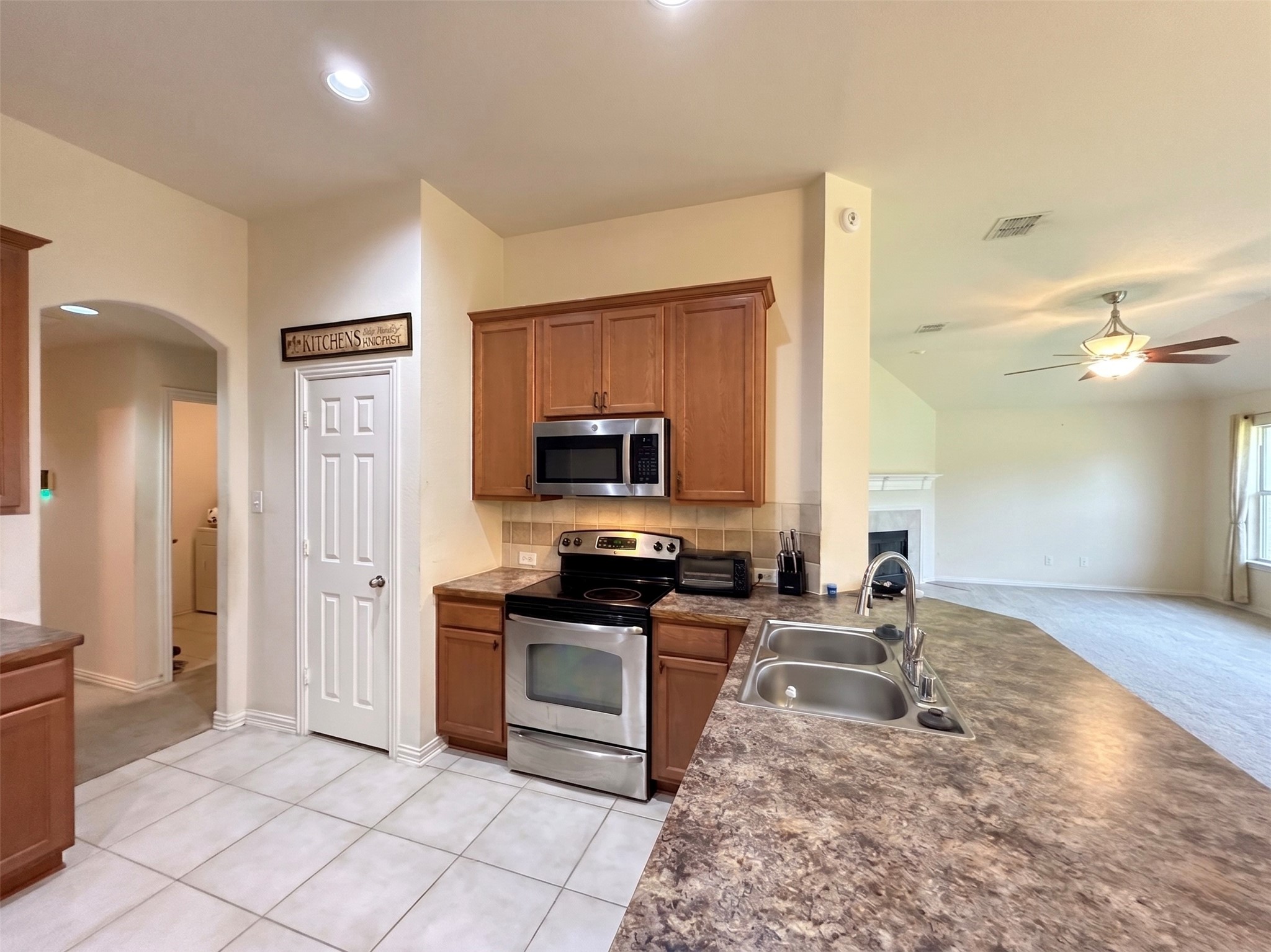 1435 Fleetwood Cove Drive Grand Prairie TX 75052