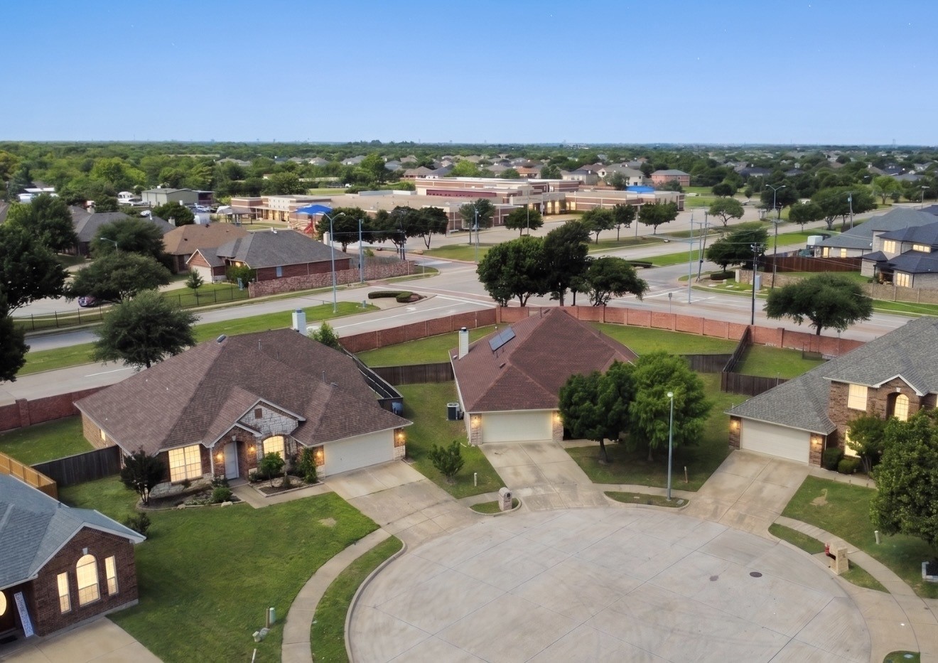 1435 Fleetwood Cove Drive Grand Prairie TX 75052