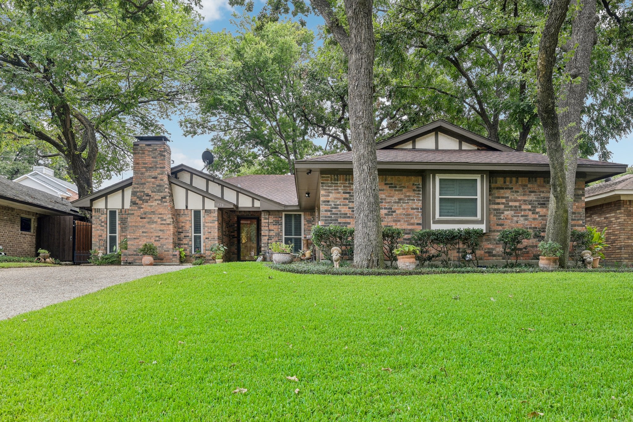 3828 Double Oak Lane Irving TX 75061