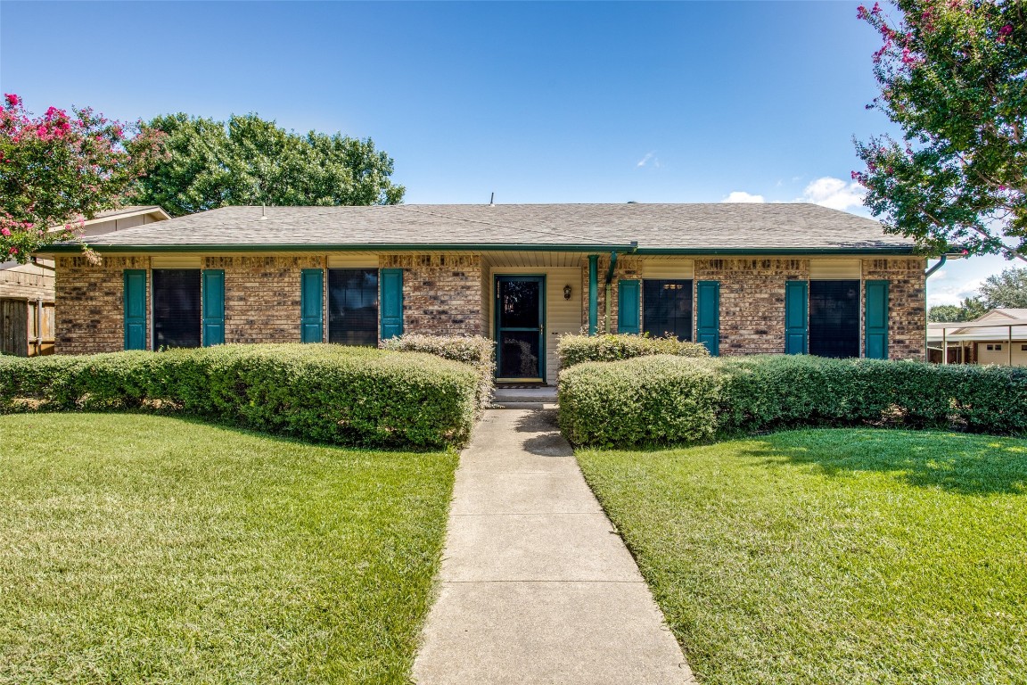 4210 Aralia Street Mesquite TX 75150