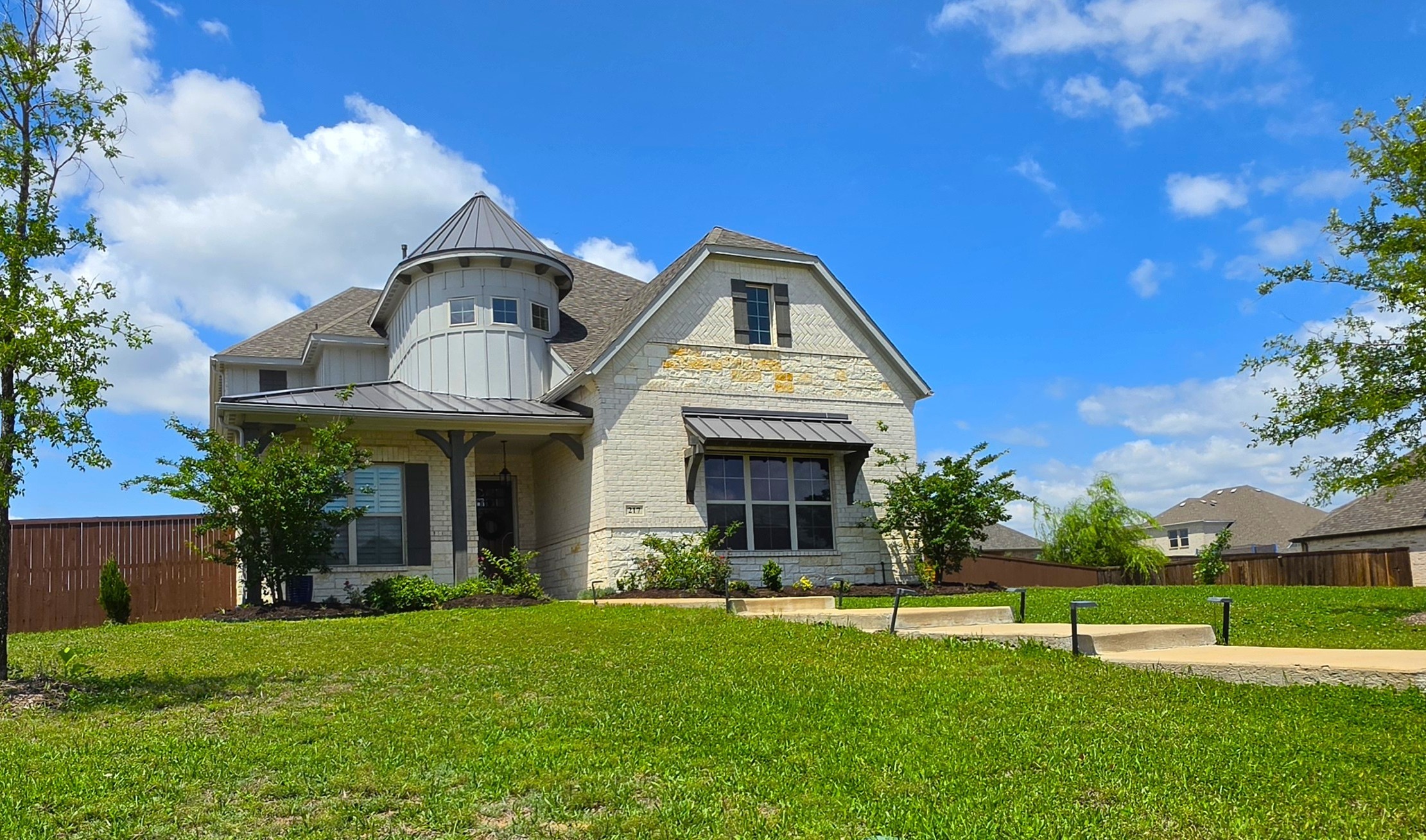 217 Longwood Drive Sunnyvale TX 75182