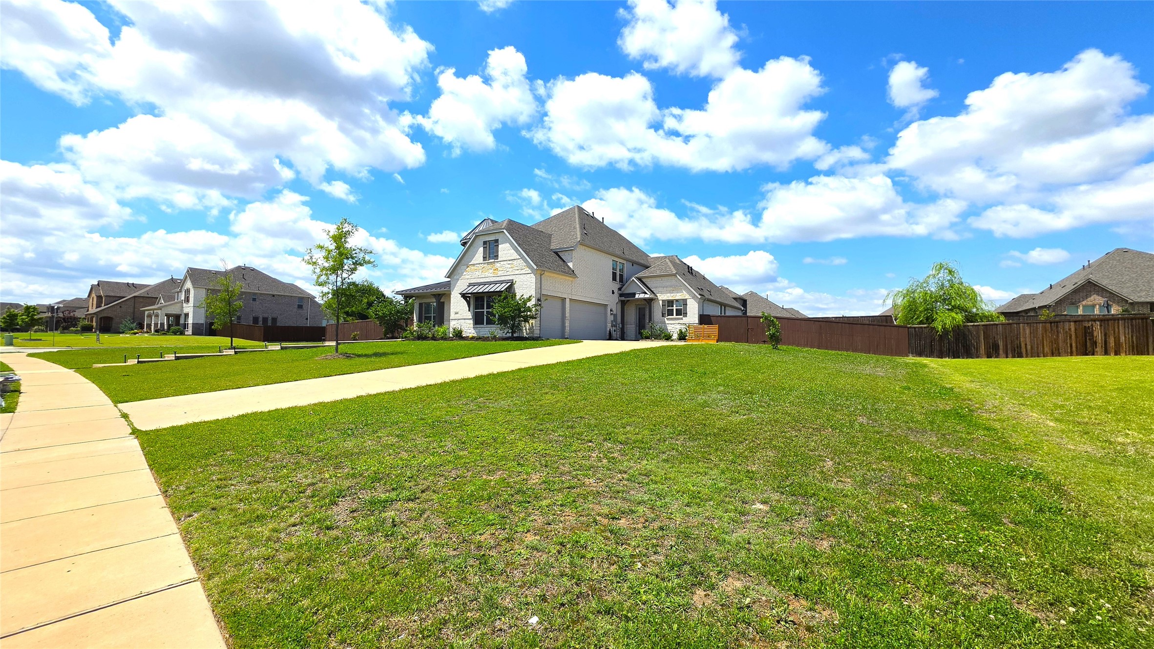 217 Longwood Drive Sunnyvale TX 75182