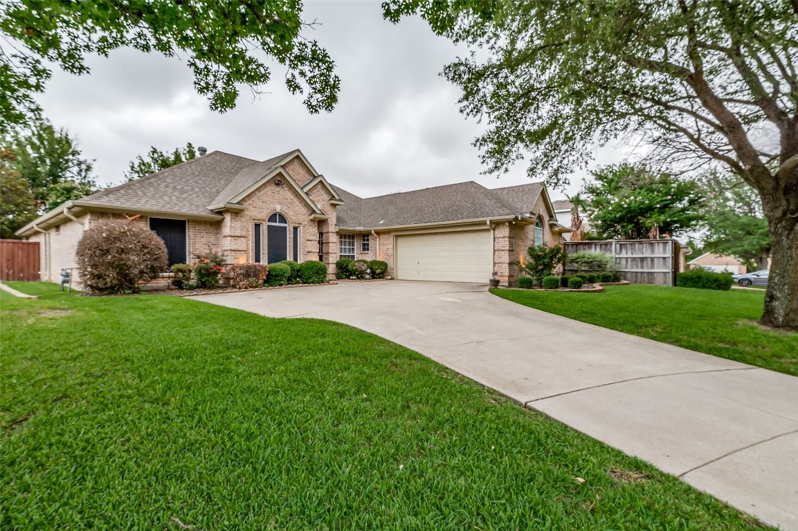 1 Winter Trail Court Mansfield TX 76063