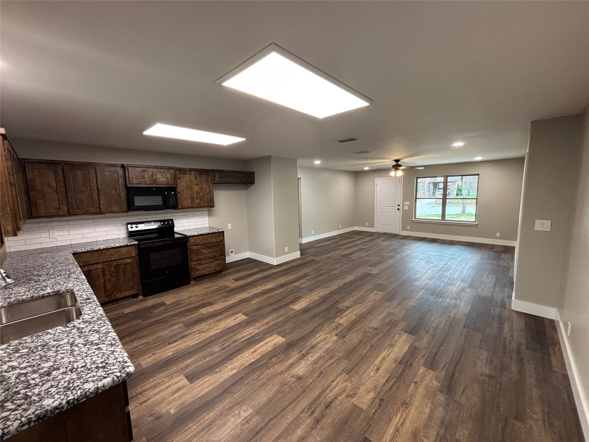 307 Elba Street Bowie TX 76230