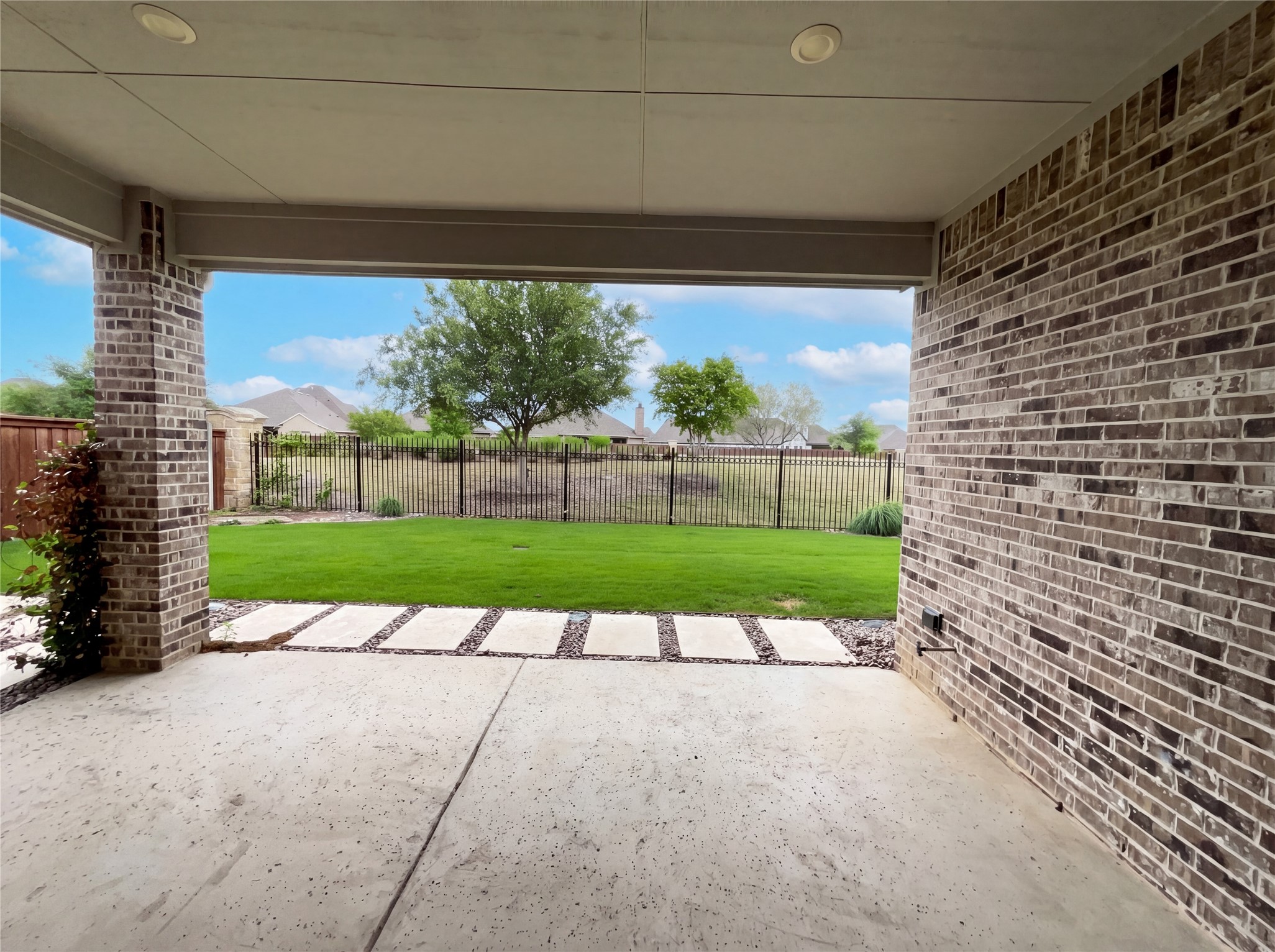 2712 Waterford The Colony TX 75056