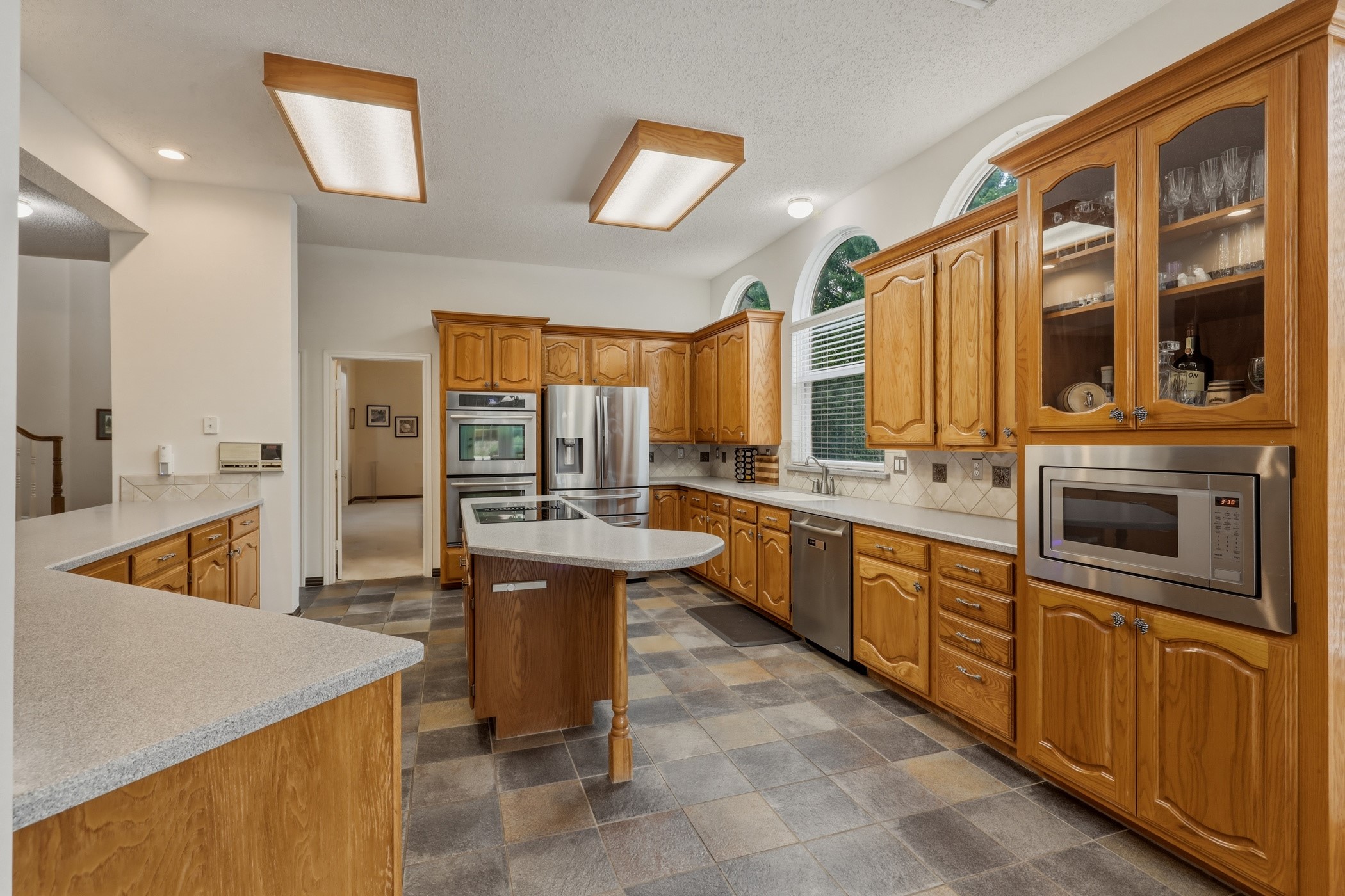 7612 Oak Knoll Drive North Richland Hills TX 76182
