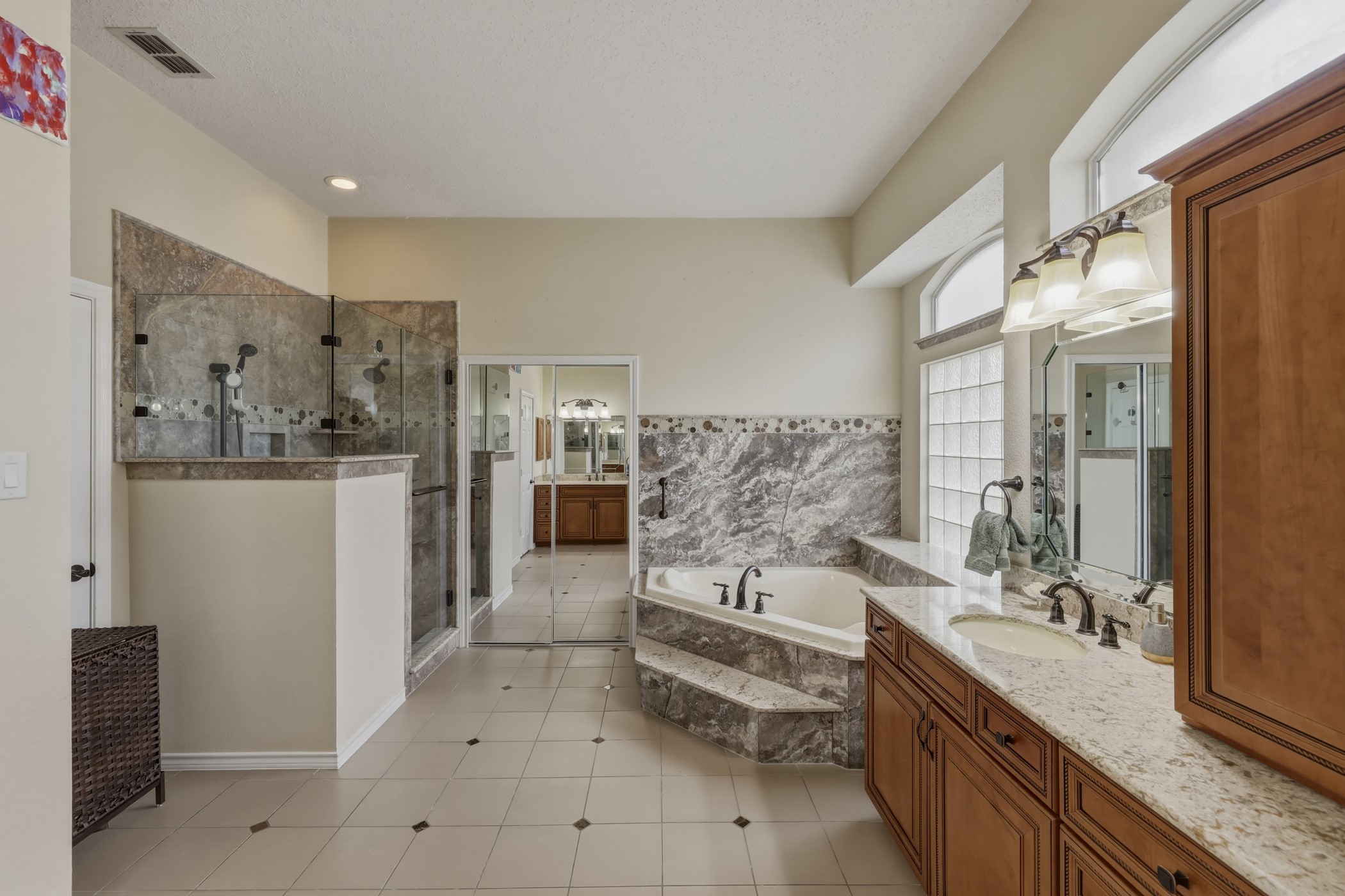 7612 Oak Knoll Drive North Richland Hills TX 76182