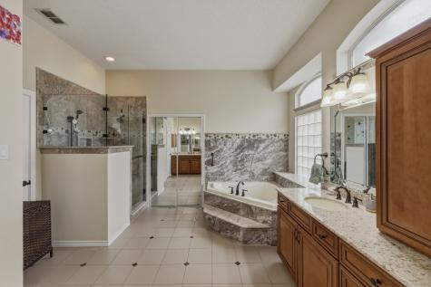 7612 Oak Knoll Drive North Richland Hills TX 76182