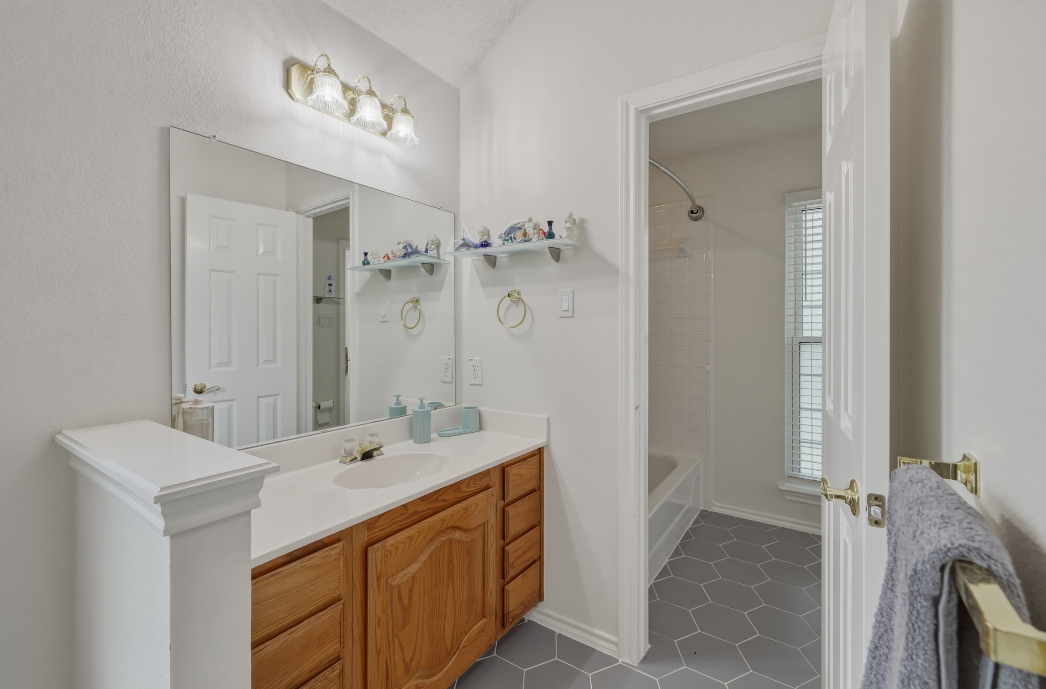 7612 Oak Knoll Drive North Richland Hills TX 76182