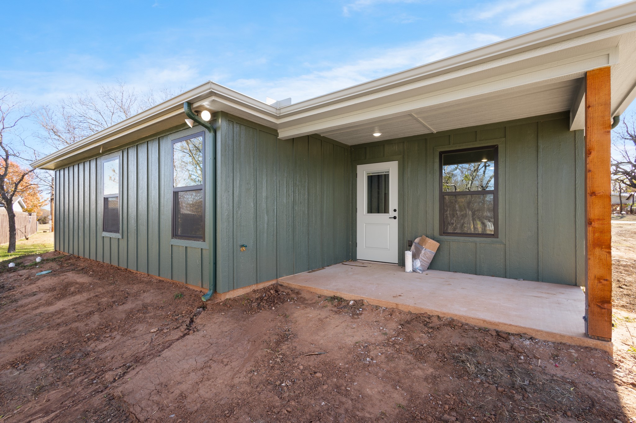 303 E Bois D Arc Nocona TX 76255