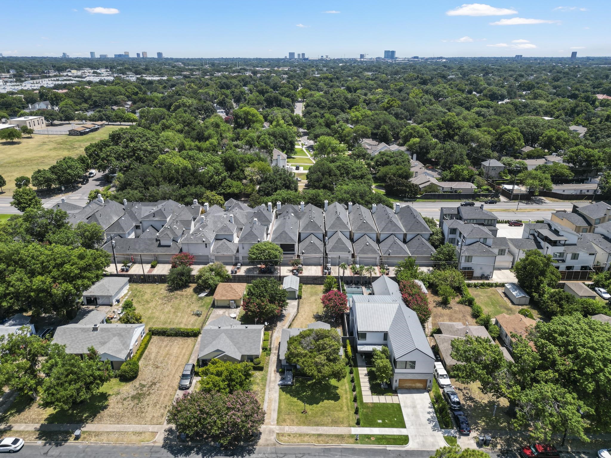 7318 Robin Road Dallas TX 75209