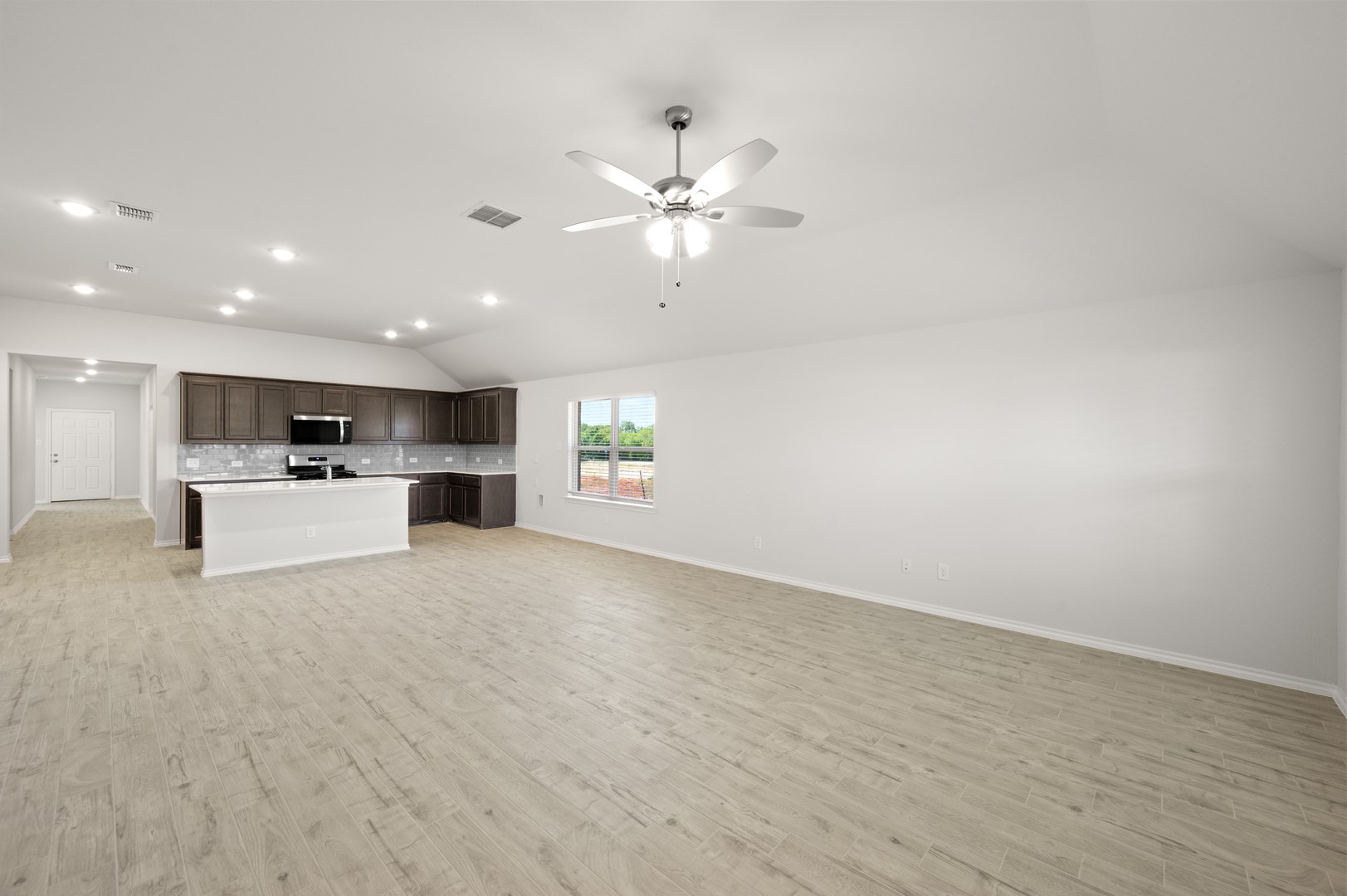 2833 Hay Lane Midlothian TX 76065