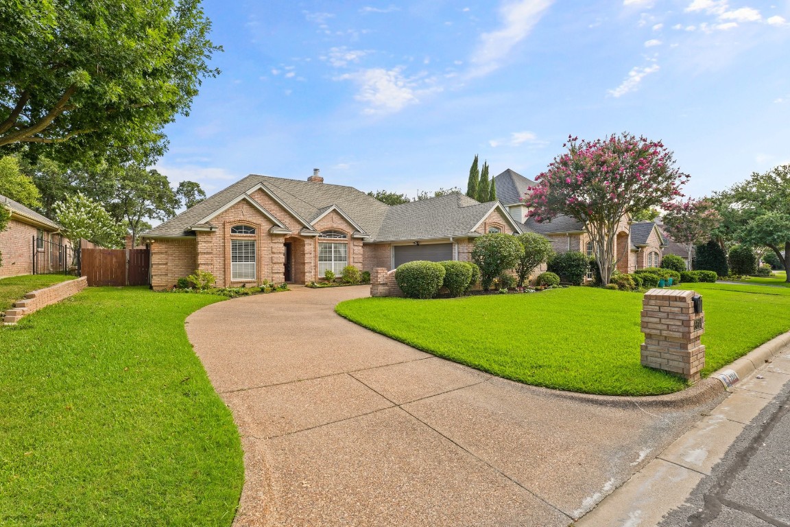 3314 Tiverton Court Arlington TX 76001