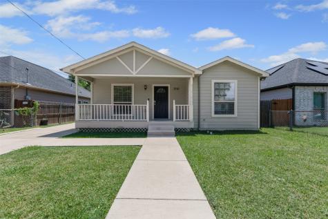 3710 Harlingen Street Dallas TX 75212