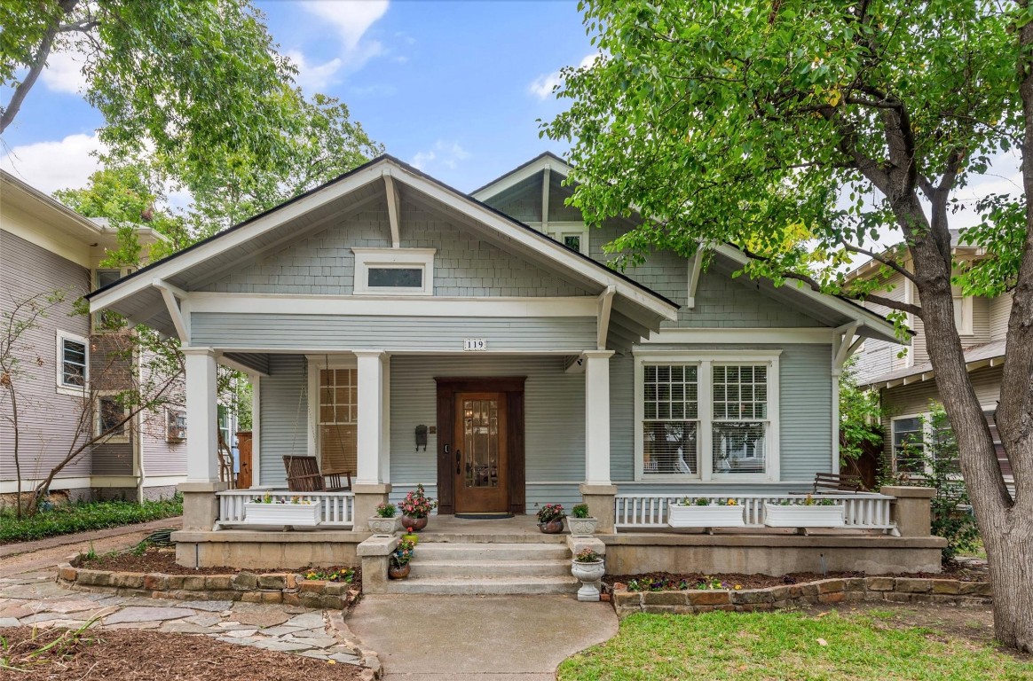 119 S Winnetka Avenue Dallas TX 75208