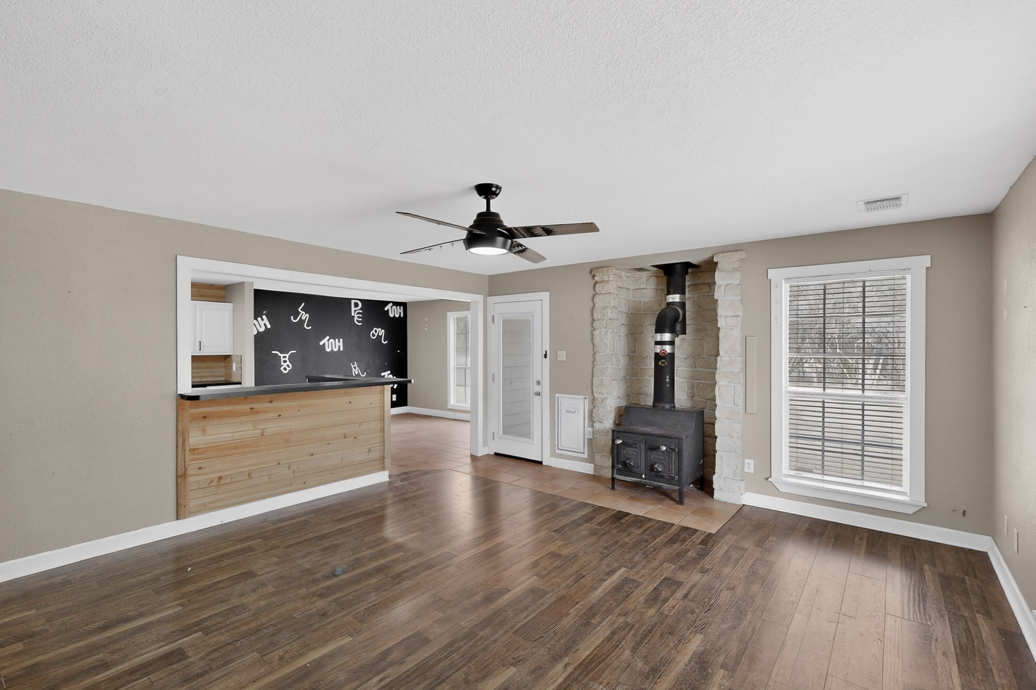 4600 Hunters Glen Court Granbury TX 76048