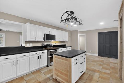 4600 Hunters Glen Court Granbury TX 76048