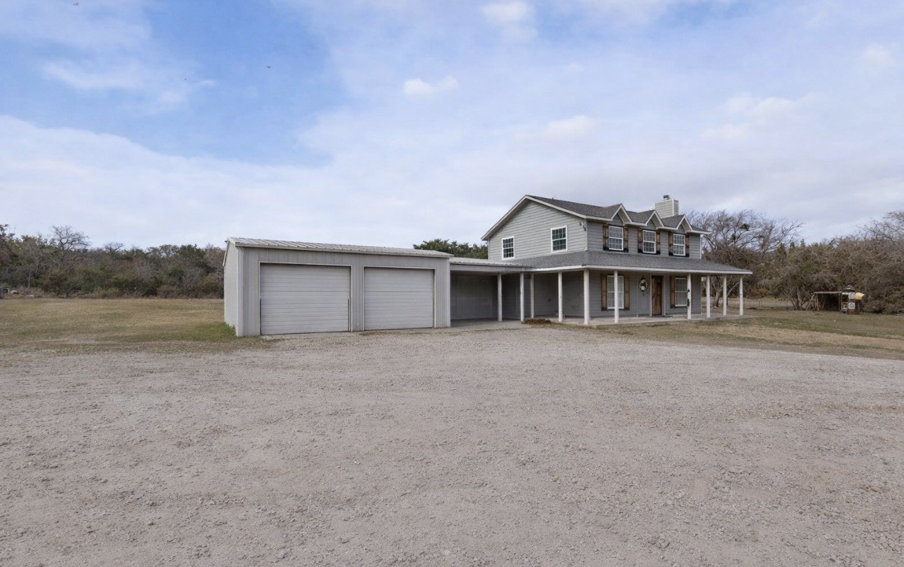 4600 Hunters Glen Court Granbury TX 76048
