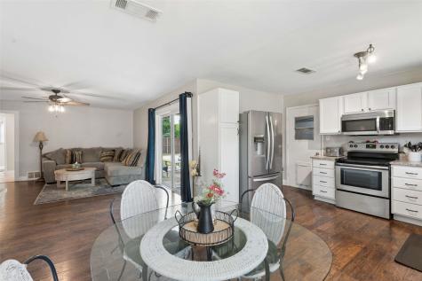 2217 Shady Brook Drive Bedford TX 76021