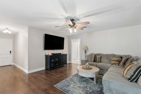 2217 Shady Brook Drive Bedford TX 76021