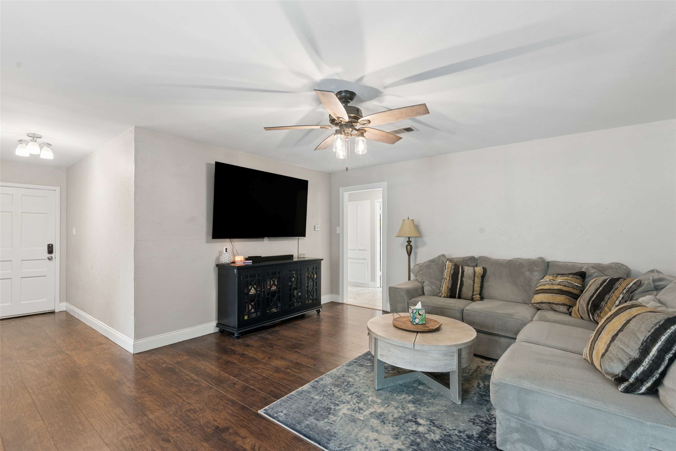 2217 Shady Brook Drive Bedford TX 76021