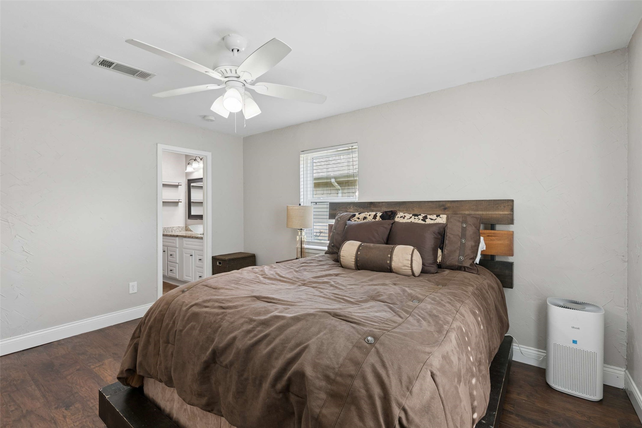 2217 Shady Brook Drive Bedford TX 76021