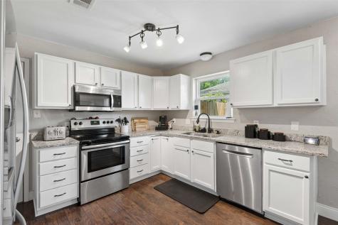 2217 Shady Brook Drive Bedford TX 76021
