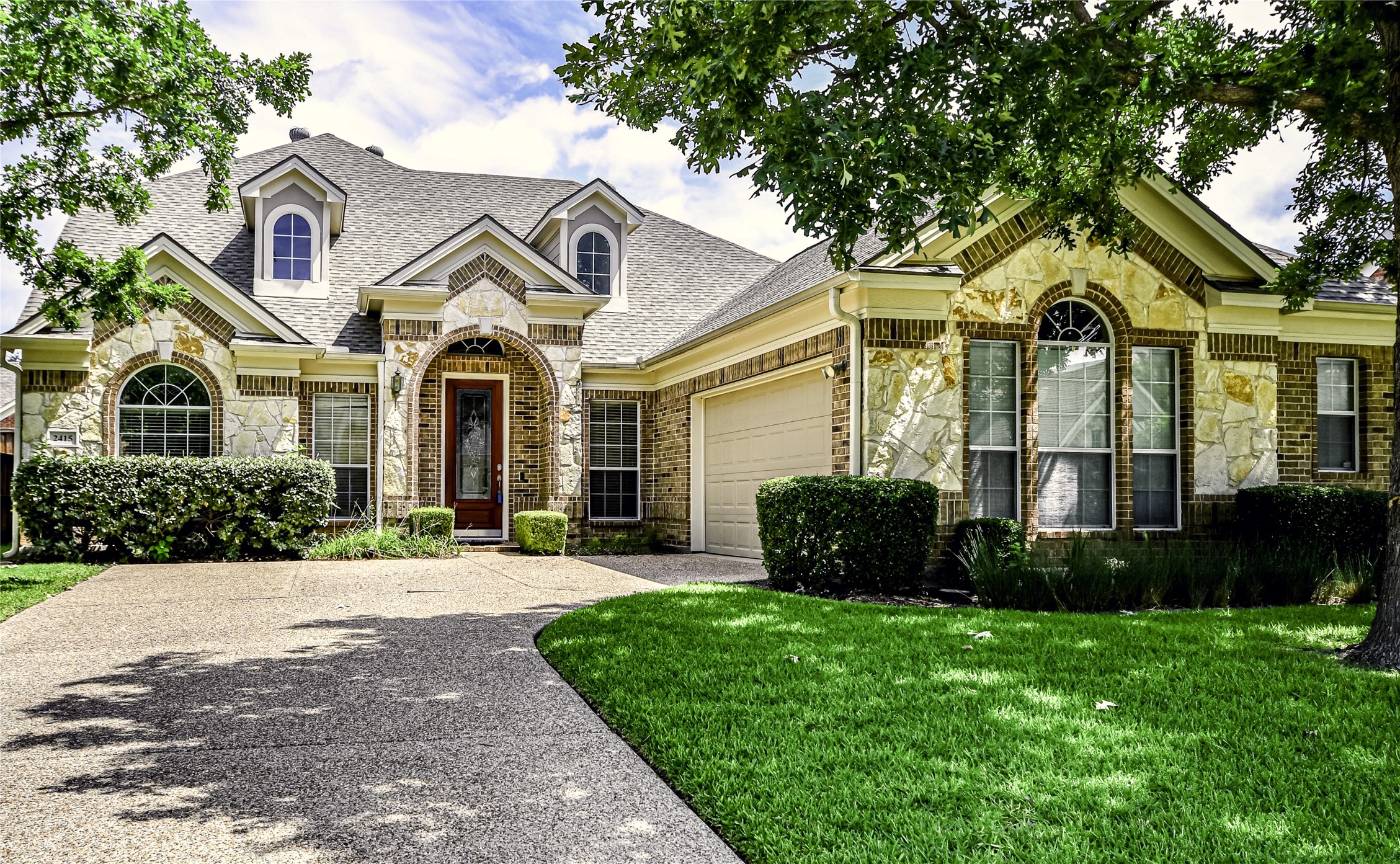2415 Green Meadow Drive Sachse TX 75048