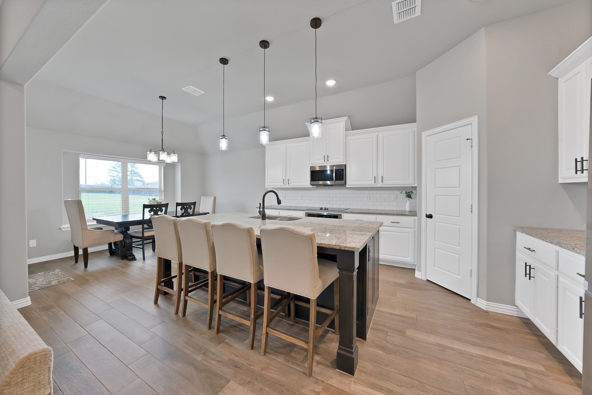 7440 Briar Road Azle TX 76020