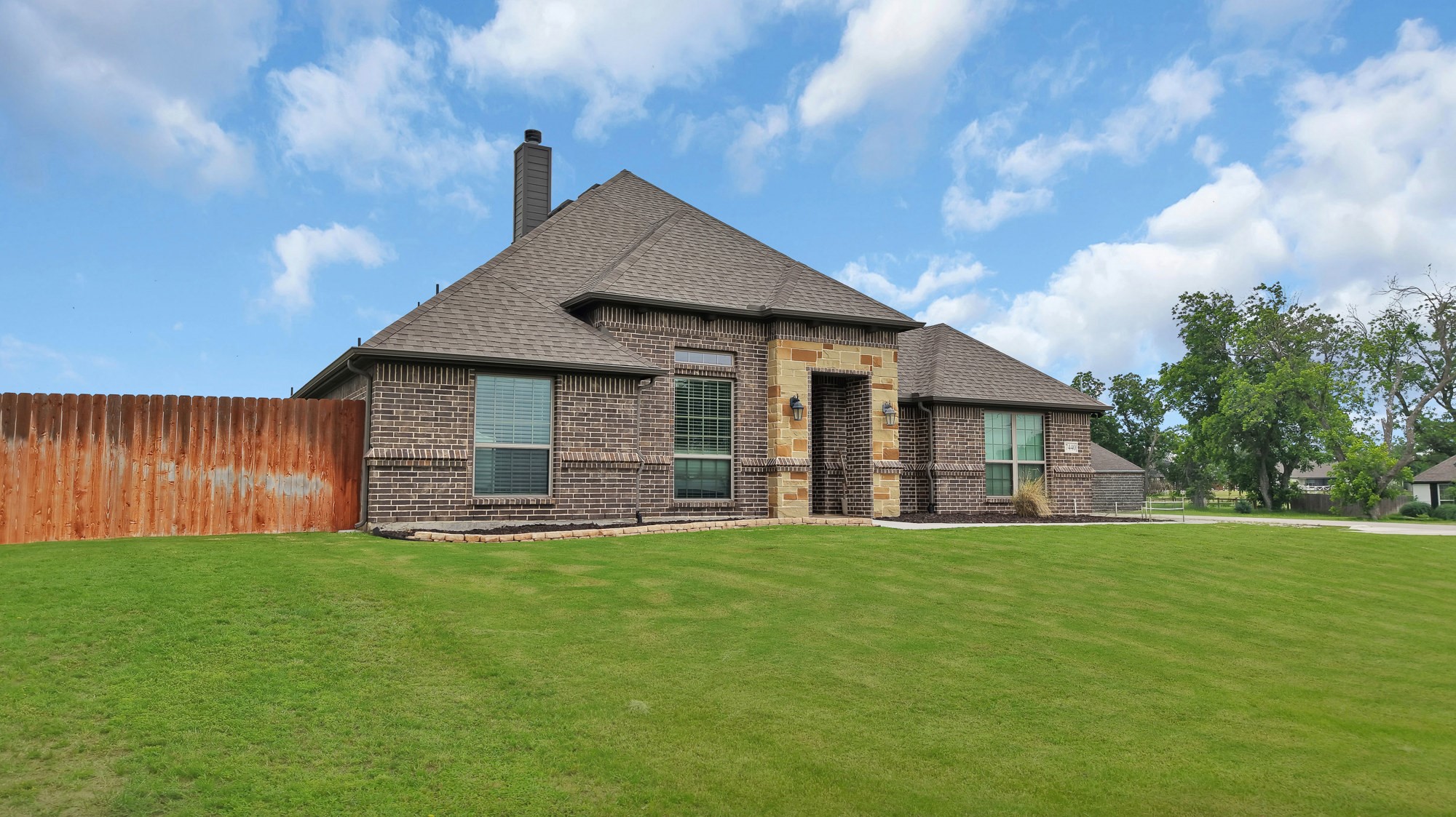 7440 Briar Road Azle TX 76020