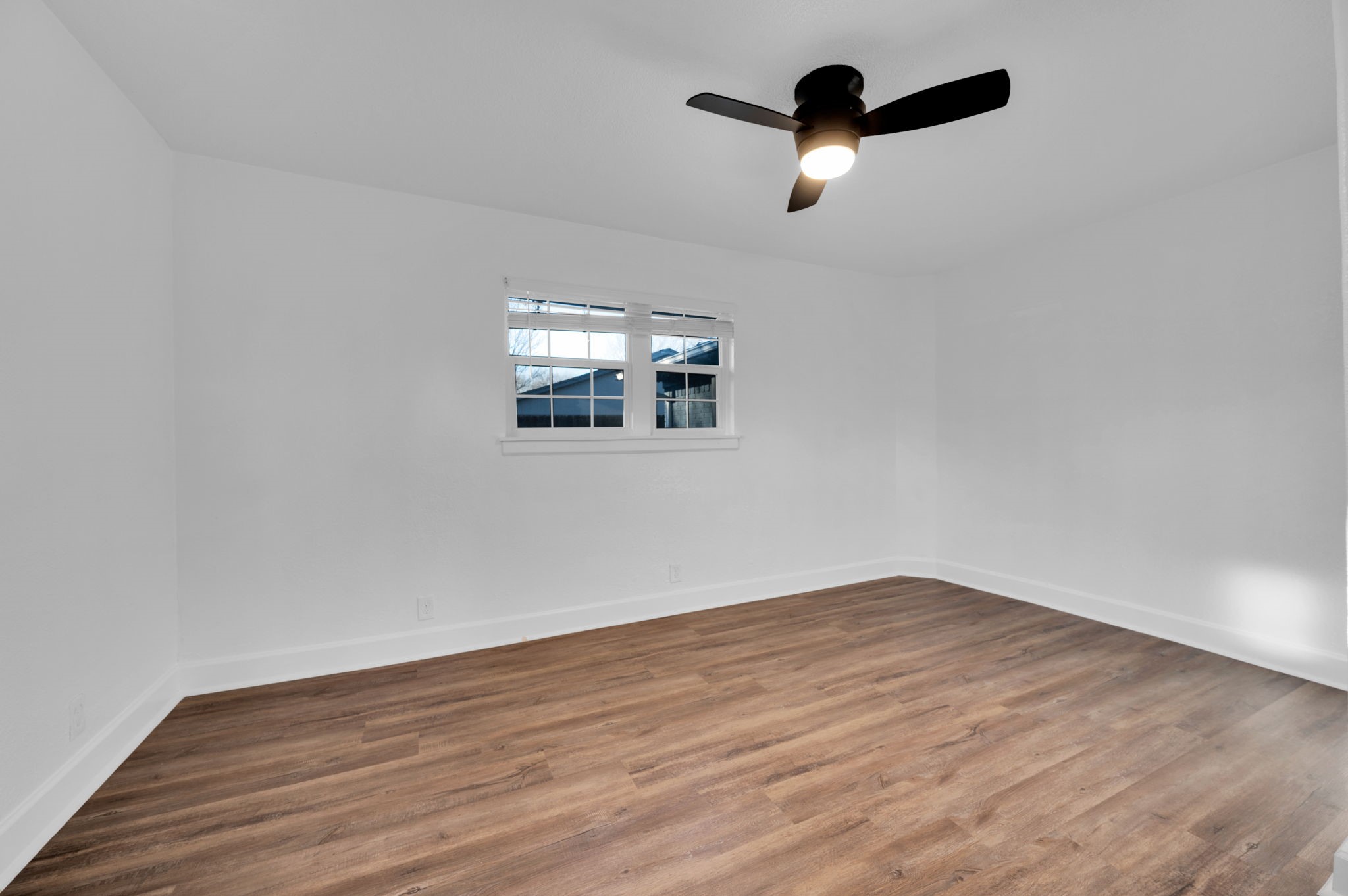512 Virginia Avenue Waxahachie TX 75165